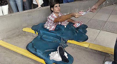 F4PWX50FNZAFCJD.LARGE